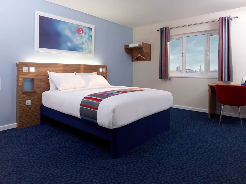 Travelodge Alton Four Marks Szoba fotó