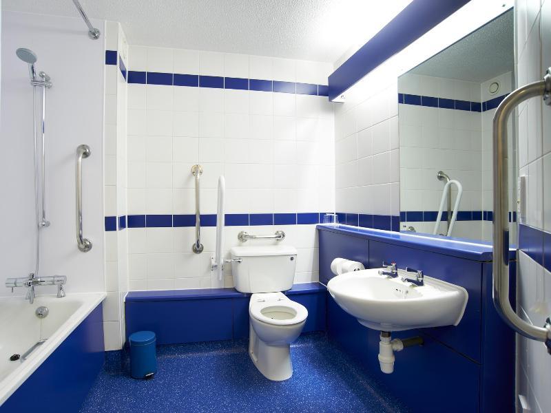 Travelodge Alton Four Marks Kültér fotó