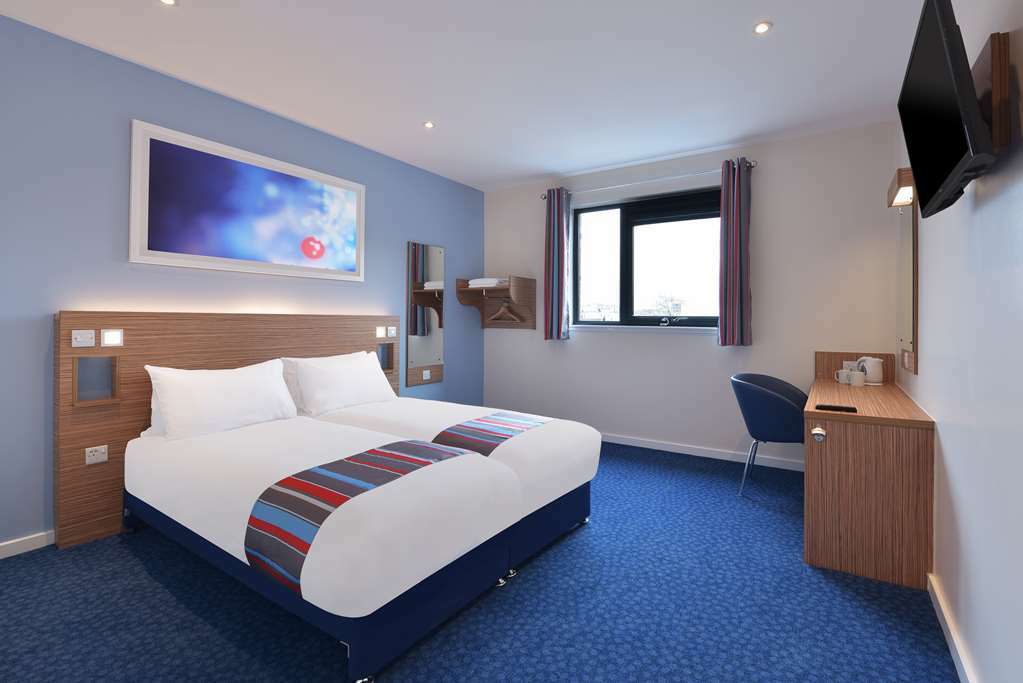 Travelodge Alton Four Marks Szoba fotó