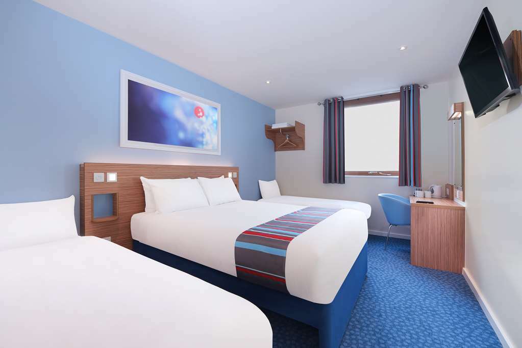 Travelodge Alton Four Marks Szoba fotó